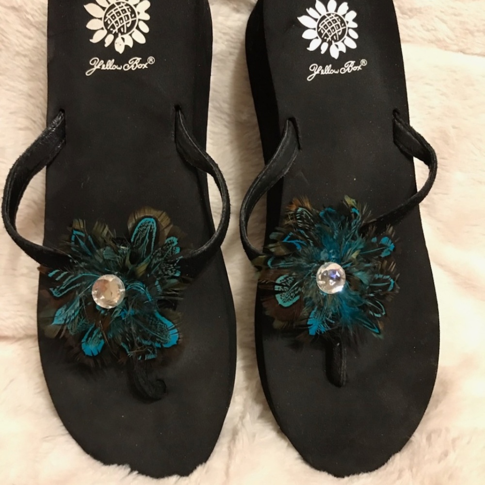 Yellow box sandals